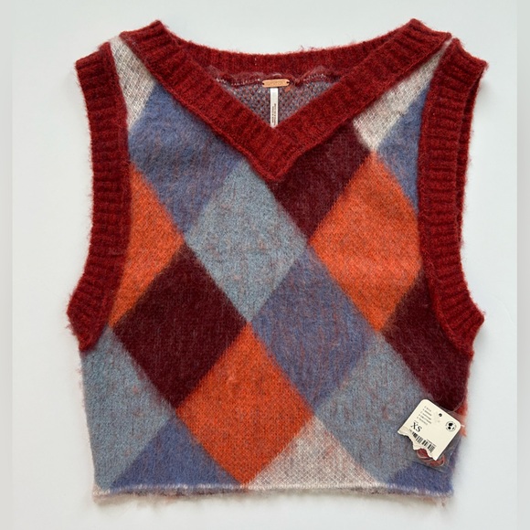 NWT Free People Argyle Quinn V-neck Wool blend Sweater Vest - Picture 9 of 10